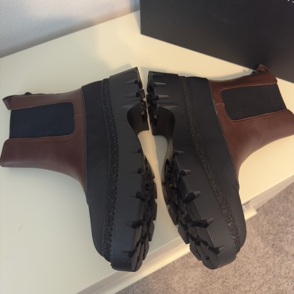 NWT Coach Jayla Booties - Picture 4 of 12